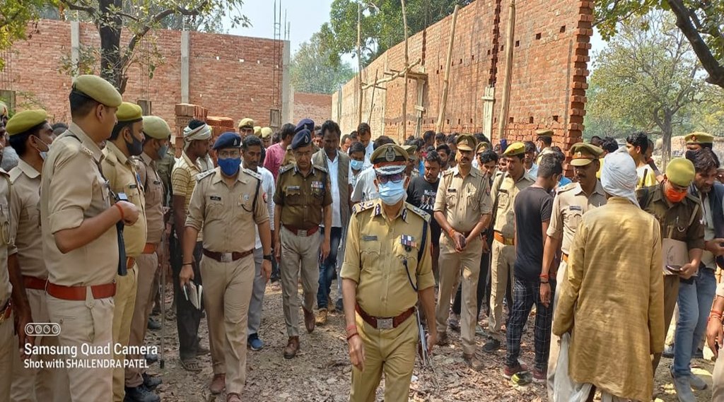  घटना के बाद मौके पर तैनात पुलिस बल। 