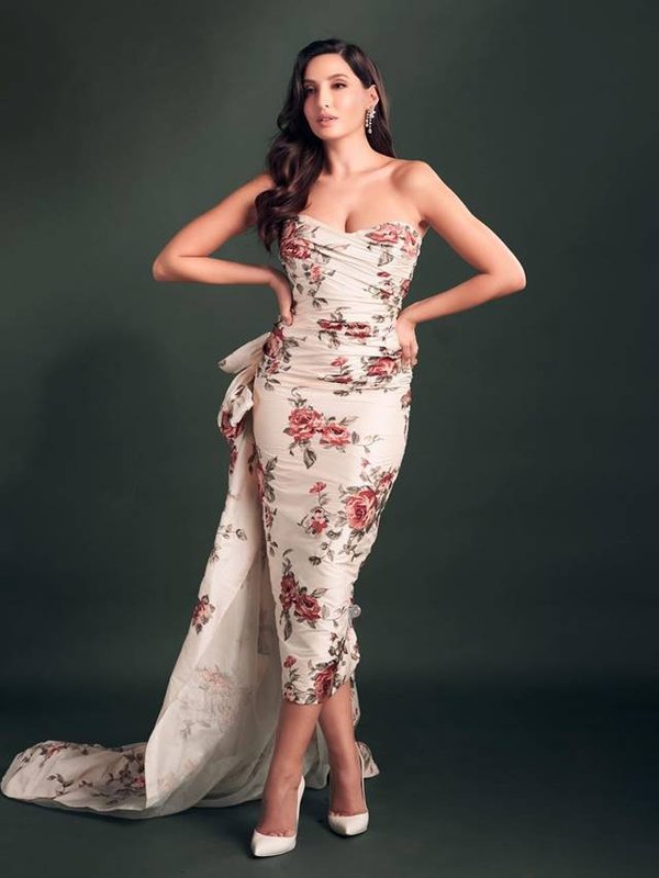 Nora fatehi ka stunning look