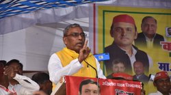 अपने पापा, चाचा की नहीं सुनते तो तुम्हारी क्या सुनेंगे- ओपी राजभर ने अखिलेश यादव को दी सलाह तो लोग ऐसे लेने लगे मजे