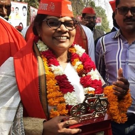 ऊषा मौर्य ने इस बार हुसैनगंज सीट से खाद्य व रसद मंत्री रणवेंद्र सिंह धुन्नी के पराजित किया है।