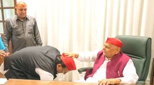 akhilesh yadav, mulayam singh yadav