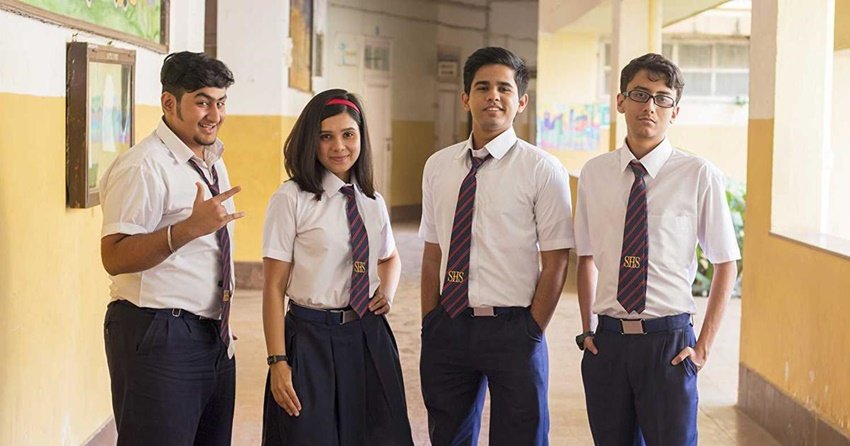 Immature टीनेजर्स पर बेस्ड कॉमेडी से भरपूर बेहतरीन वेब सीरीज है जिसे आईएमडीबी ने 9 रेटिंग दी है।