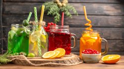Healthy Drinks: गर्मी में पानी से प्यास नहीं बुझती तो इन 5 ड्रिंक्स का करें सेवन, बॉडी हाइड्रेट रहेगी