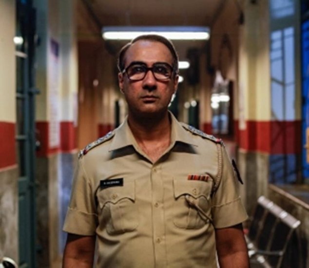 रणवीर शौरे सनफ्लावर वेब सीरीज में मर्डर केस सोल्व करते नजर आए थे। इस सीरीज को जी5 पर रिलीज किया गया था।