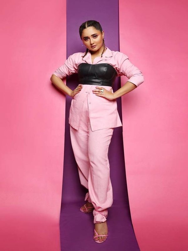 rashmi desai formal look