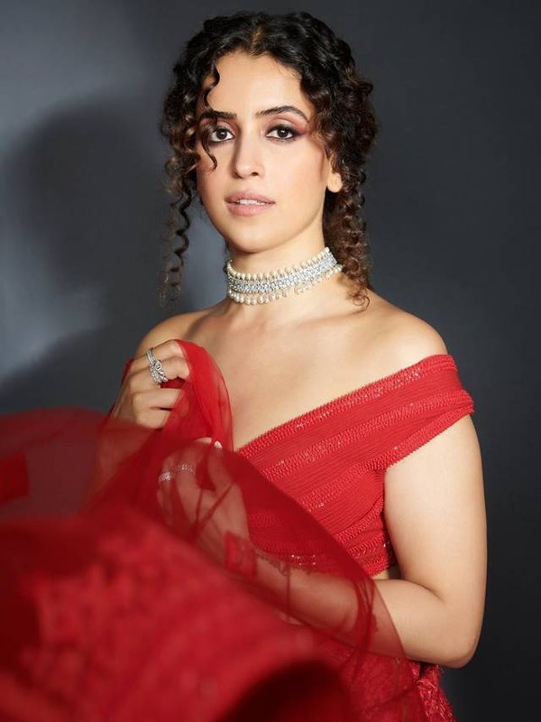 sanya malhotra style