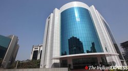 सोशल मीडिया के जरिए फर्जी स्टॉक टिप्स देने वालों पर सेबी की बड़ी कार्यवाही, दिल्ली, मुंबई और गुजरात में मारे छापे