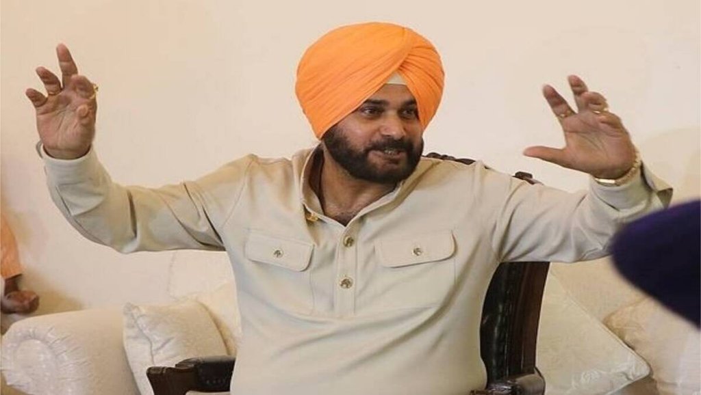Punjab, Navjot Sidhu, EX PPCC Chief, Bhagwant Mann, CM Punjab, Praises CM, Traying to join the AAP