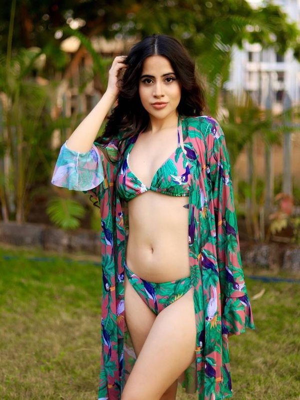 urfi in green bikini