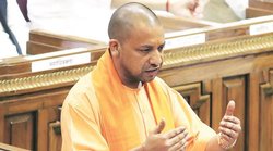 नकारात्मक प्रचार को नकार देती है जनता- विधानसभा में बोले योगी आदित्यनाथ, पढ़िए यूपी सीएम के बयान पर क्या बोले सोशल मीडिया यूजर्स