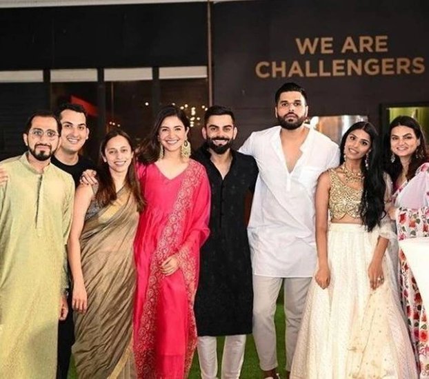 Virat kohli Anushka Sharma virat kohli dance samantha ruth prabhu oo antava song glenn maxwell Vini Raman Watch Video
