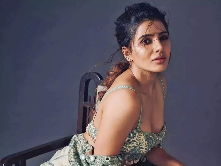 समांथा अपने पति नागा चैतन्या से तलाक ले अलग हो चुकी हैं। तलाक से पहले प्रेग्नेंसी को लेकर एक सवाल के जवाब में समांथा ने मजाक करते हुए कहा था कि वह 2017 से ही प्रेग्नेंट हैं लेकिन बच्चा होकर ही नहीं दे रहा है।