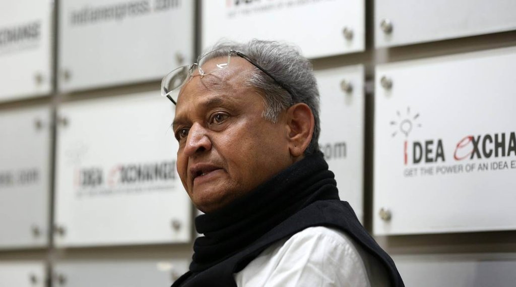 Ashok Gehlot on buldozer in Khargone| Khargone Violence| Ashok Gehlot