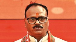 यूपी में बीजेपी ने कराया पसमांदा मुसलमानों का सम्‍मेलन, ड‍िप्‍टी सीएम बोले- न‍िकाय चुनाव में वे ट‍िकट मांगेंगे तो होगा व‍िचार