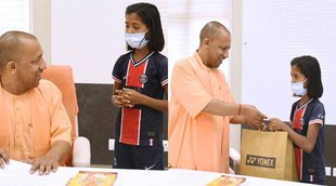 CM Yogi UP Chief Minister Yogi Adityanath Kajal Nishad Athlete