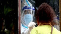 Covid 19: फिर से बढ़ने लगे हैं कोरोना के मामले, एक्सपर्ट से जानिए स्कूल और घरों में बच्चों को कैसे रखें सुरक्षित