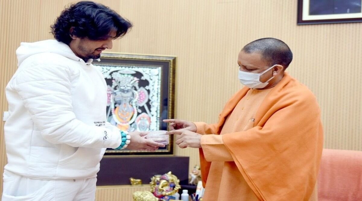 Sonu Nigam, Yogi Adityanath, LoudSpeaker