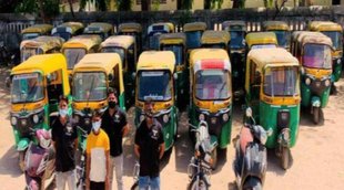 Gujarat, Ahmedabad Police, 2 held for stealing vehicles