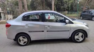 Second Hand Car । Honda Amaze । Hatchback