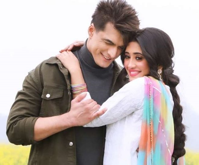 Shivangi Joshi Mohsin Khan: शिवांगी जोशी और मोहसिन खान आज की तारीख में किसी परिचय के मोहताज नहीं हैं। दोनों को टीवी सीरियल ये रिश्ता क्या कहलाता है (Yeh Rishta Kya Kehlata Hai) से खूब शोहरत नसीब हुई है। रील लाइफ में पति-पत्नी का किरदार निभाने वाले मोहसिन और शिवांगी रियल लाइफ में भी एक दूसरे के काफी क्लोज हैं। दोनों एक दूसरे के परिवार से भी घुल मिल चुके हैं।