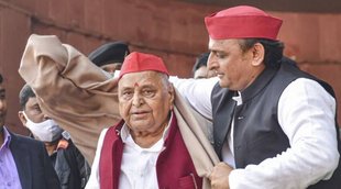 Mulayam Singh Yadav,Akhilesh Yadav