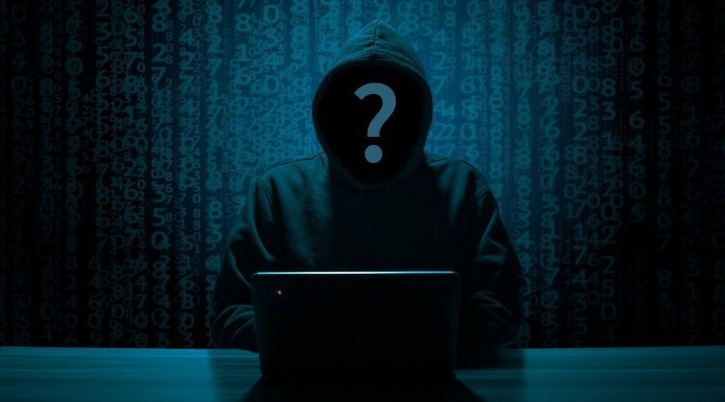 Mumbai, principal caught in sextortion racket, WhatsApp Video call, Scam, messenger, bandra kurla complex