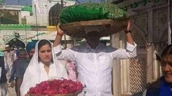 नवनीत राणा और उनके पति की तस्वीर शेयर कर अखिलेश यादव के नेता ने पूछा – अजमेर शरीफ दरगाह पर क्या पढ़ने गए थे? यूजर्स ने दिया ऐसा जवाब