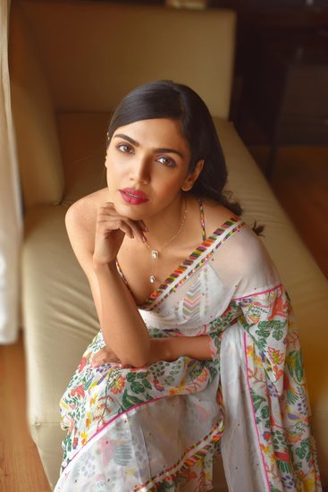 Happy Birthday Shriya Pilgaonkar: श्रिया पिलगांवकर आज एंटरटेनमेंट इंडस्ट्री का जाना माना नाम बन चुकी हैं। थियेटर, मराठी सिनेमा और बॉलीवुड होते हुए ओटीटी (OTT) तक का सफर तय करने वालीं श्रिया 25 अप्रैल को 33 साल की हो गई हैं। आइए श्रिया के जन्मदिन पर जानें उनसे जुड़ी कुछ बातें: 