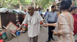 पदमश्री विजेताओं से बंगले खाली करा रही मोदी सरकार, 91 साल के अवॉर्डी की बेटी बोली- इतनी क्रूरता ठीक नहीं