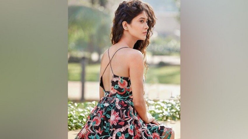  Photos: Shivangi Joshi Instagram