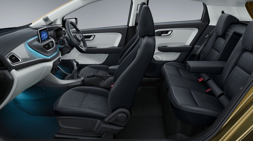 Top 3 Safe Cars । Tata Altroz । Mahindra XUV300 । Tata Nexon