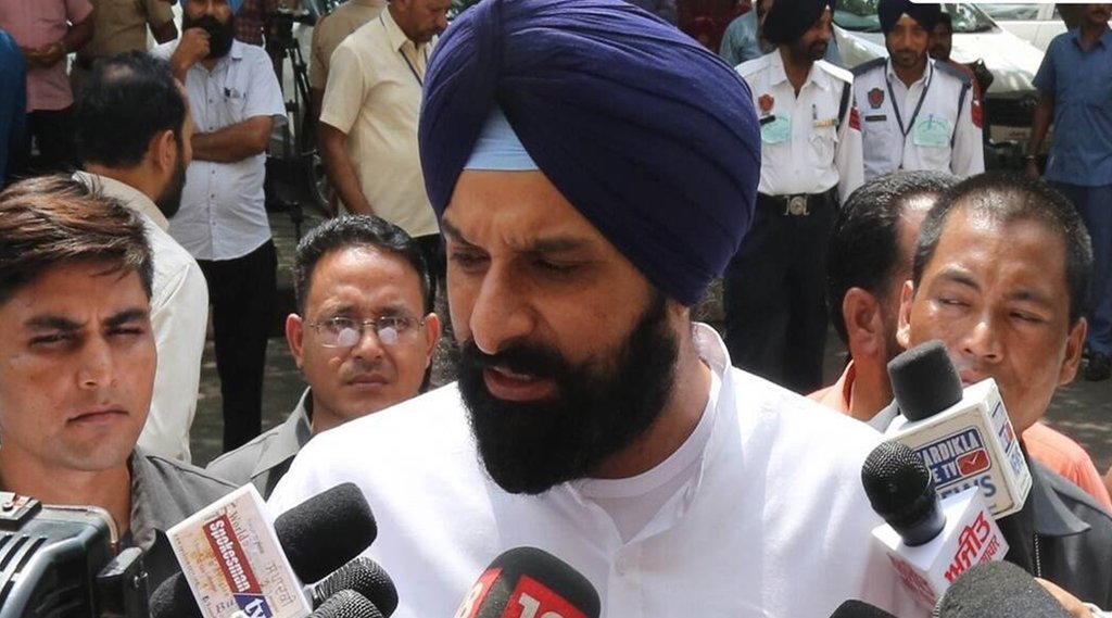 विक्रम सिंह मजीठिया। (फाइल फोटो)  विक्रम सिंह मजीठिया। (फाइल फोटो)