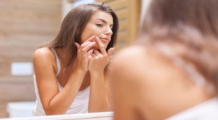 Blackheads Cure, skin care, skin care tips,coconut oil and baking powder mask