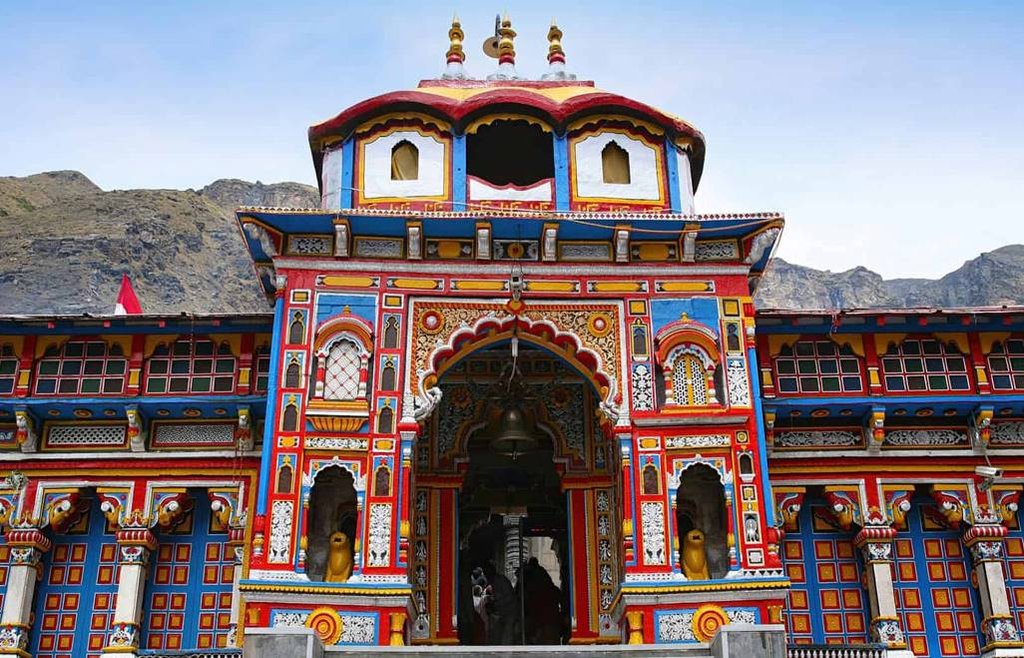 चार धाम यात्रा : टीका प्रमाणपत्र जरूरी नहीं, उत्तराखंड सरकार का फैसला; तीर्थयात्रियों को होटलों में नहीं मिल पा रहा था प्रवेश