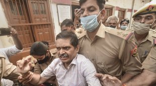 IPS Amitabh Thakur| Amitabh Thakur| IPS Amitabh THakur Photo|