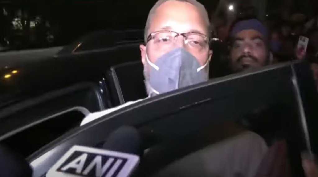 Jahangirpuri, Amit Shah, Owaisi, Owaisi stopped, Illegal construction, Delhi BJP leaders, CJI