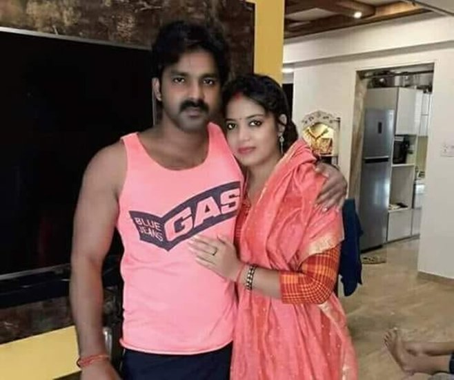 पहली पत्नी के निधन के बाद पवन काम में बिजी हो गए। 2018 में उनकी निजी जिंदगी तब फिर से लाइमलाइट में आई जब उन्होंने ज्योति सिंह से शादी रचाई। 