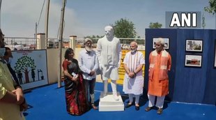 pm modi statue| pm narendra modi| pm modi in jammu