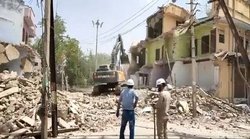 मुगलों वाले तौर-तरीके अपना मंदिर ढहाना चाहती है कांग्रेस…हो रहा अपमान- बोले सासंद बाबा बालकनाथ