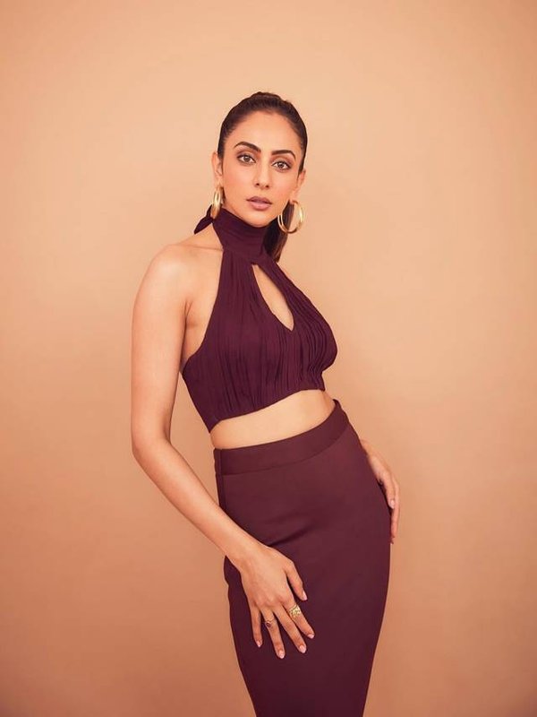 rakul preet stuns in mahrune dress