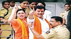 लाइव शो में एंकर सुशांत सिन्हा ने पढ़ा हनुमान चालीसा, बोले – उम्मीद है इन पंक्तियों से नहीं फैलेगी नफरत, यूजर्स ने दिए ऐसे रिएक्शन