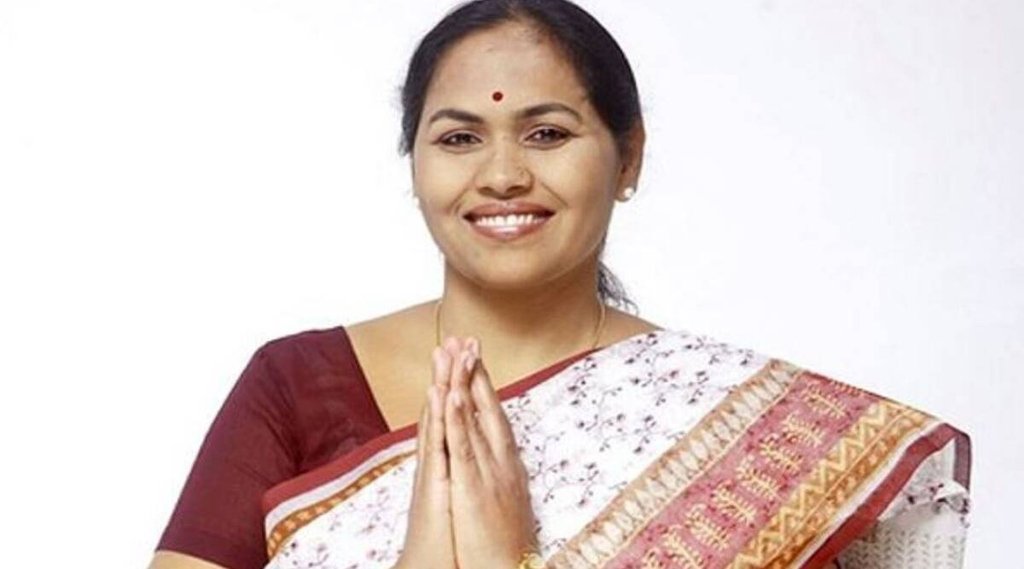 Karnatak, Union Minister, Shobha Karandlaje, Halal meat, KS Eshwarappa, Hijab, Congress