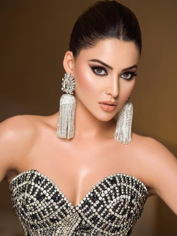 urvashi rautela new look