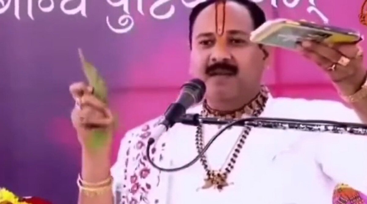 प्रदीप मिश्रा कथावाचक (फोटो सोर्स- सोशल मीडिया)