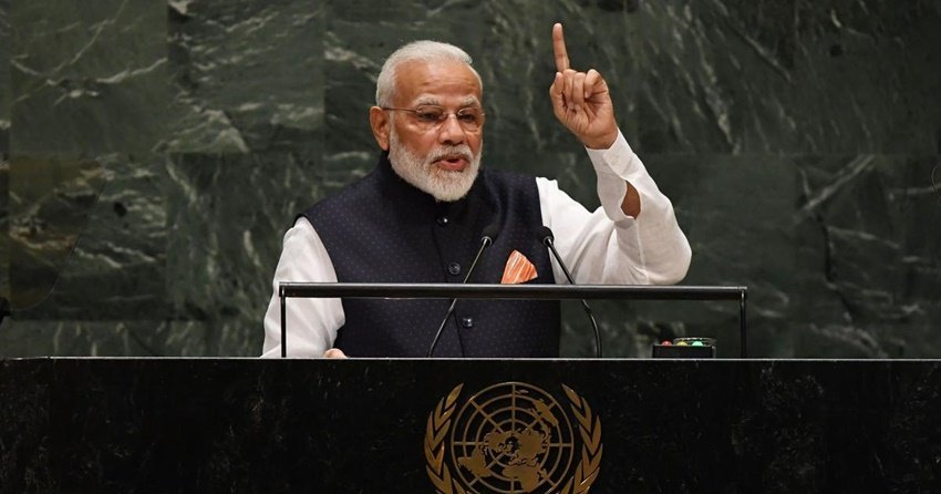पीके ने बताया कि नरेंद्र मोदी जिस तरह से विदेशी दौरों का इस्तेमाल बीजेपी के पक्ष में माहौल बनाने के लिए कर रहे हैं वह काफी रोचक है।