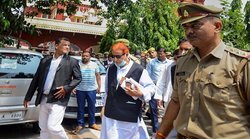 यूपीः आजम खान के साथ परिवार की भी बढ़ीं मुश्किलें, समर्थन में बोलीं BSP चीफ- BJP कर रही मुस्लिमों को टारगेट, दो साल से जेल में रखना अन्याय नहीं तो क्या?