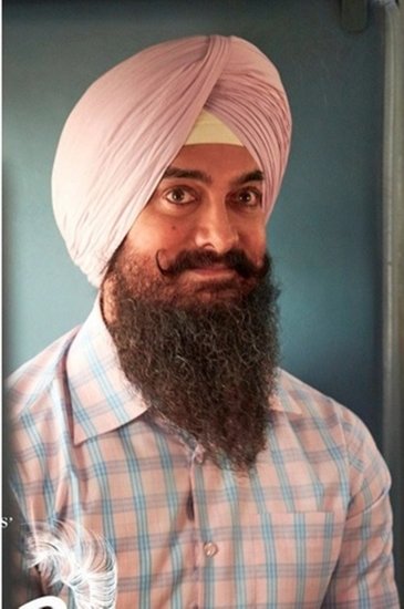 आमिर खान की लाल सिंह चड्ढा का भी फैंस इंतजार कर रहे हैं। यह फिल्म अगस्त में रिलीज होगी। यह हॉलीवुड फिल्म फॉरेस्ट गम्प से प्रभावित है। आमिर खान से भी अब इंडस्ट्री को काफी उम्मीदें हैं। 