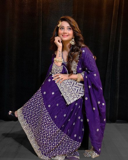 अदा ने यह भी बताया था कि इस ब्रेकअप के बाद उन्होंने अपनी जान देने के बारे में भी सोचा था लेकिन फिर उन्होंने खुद को समझाया और नई जिंंदगी की शुरुआत की। (All Photos: Social Media)