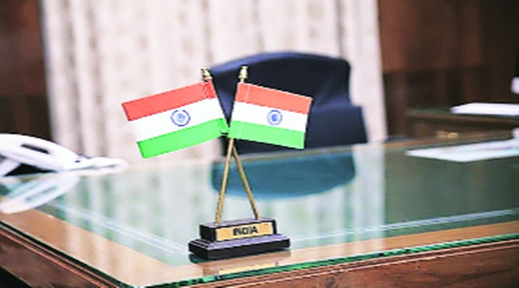 प्रशासनिक सेवा और महिलाएं
