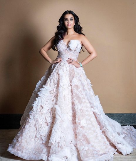 फिल्म के पहले पार्ट में मंजुलिका का किरदार विद्या बालन ने निभाया था लेकिन उनसे पहले यह रोल ऐश्वर्या राय को ऑफर हुआ था। ऐश्वर्या ने इस रोल के लिए मना कर दिया था।